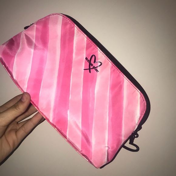 Victoria's Secret Other - Victoria Secret Makeup Bag